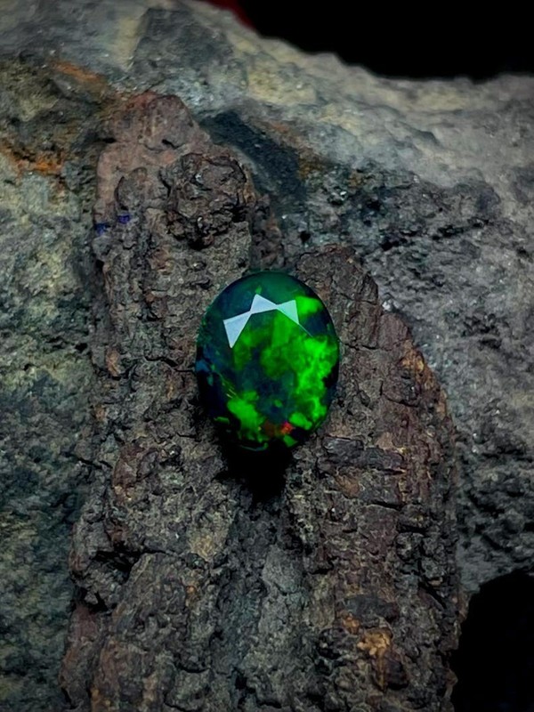 10x8x5MM Oval Opal- Black Ethiopian Fire opal Welo fire opal- October birthstone gallery