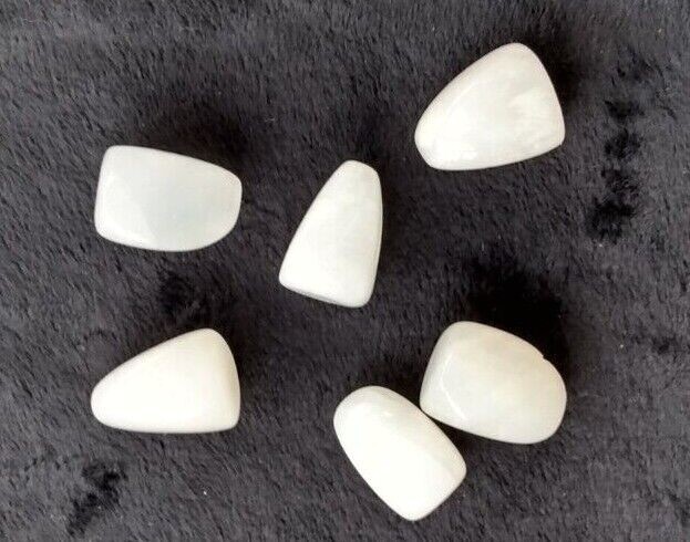 6 GOOD QUALITY WHITE JADE TUMBLESTONES 30mm x 20mm APPROX CRYSTAL GEMSTONES