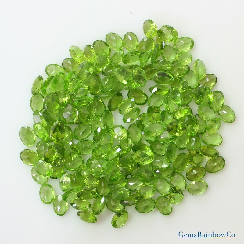 Natural Green Peridot Oval Faceted 5x3mm to 9x7mm Loose gemstones AAA Quality gallery