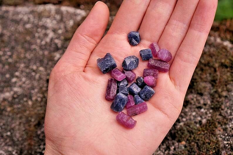 300 CT Natural Unheated CERTIFIED Ruby Raw + Sapphire Loose Gemstone Rough Mix gallery
