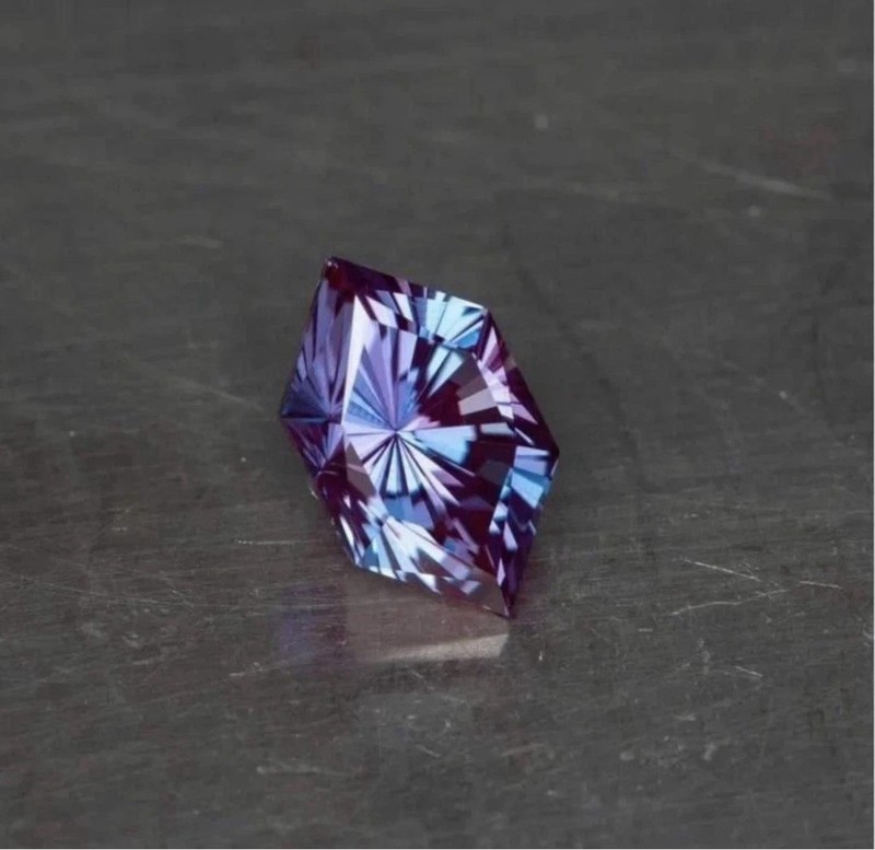 Certified 15 Ct+ Natural Alexandrite Color Change Fancy Cut Loose Gemstone