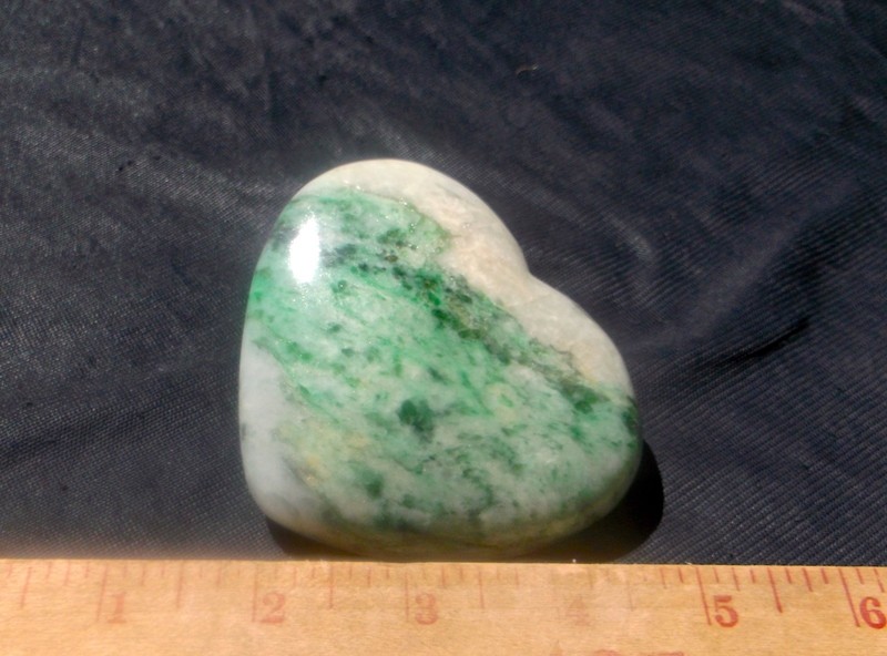 JADEITE STUNNING HUGE UNTREATED PUFFY HEART 230 GRAMS or 8.2 OZ SOUTH EAST ASIA