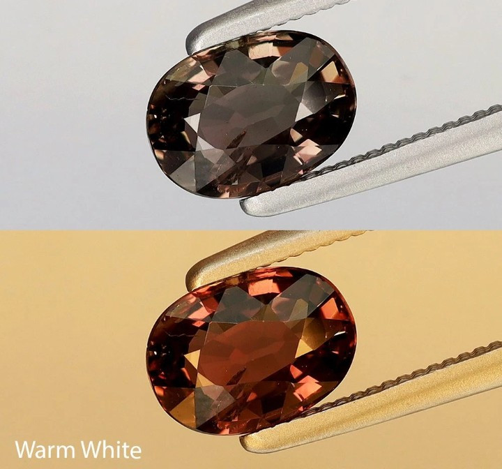 0.96 Ct Color Change Sapphire 6.5 X 4.7 mm