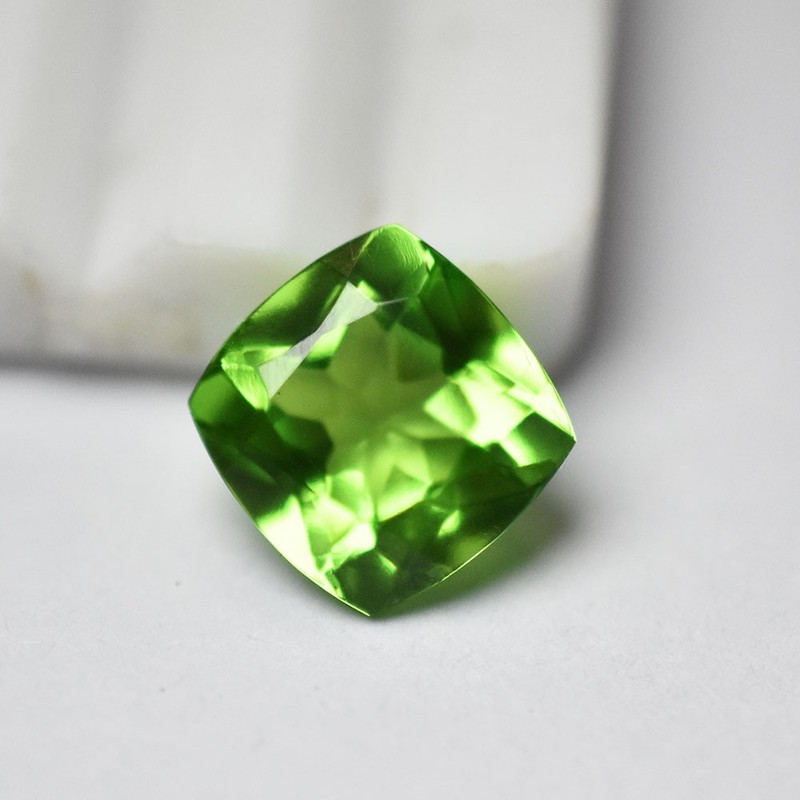 Natural Green Peridot Square Cushion Cut 6.55 Ct Certified 10x10MM Gemstone