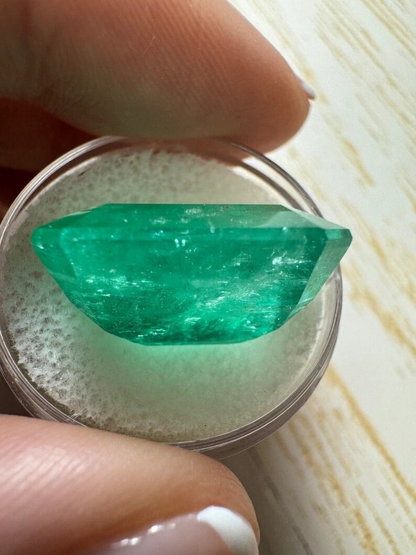 22.54 Carat HUGE 19x16.5 Classic Natural Loose Colombian Emerald- Emerald Cut gallery