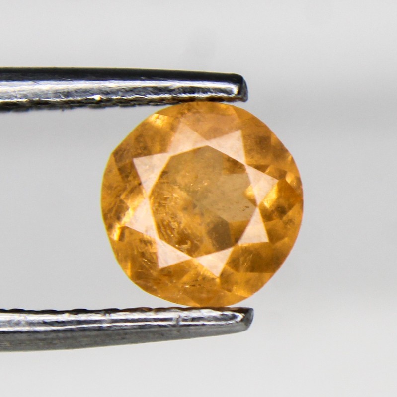 Natural Faceted Orange Garnet In Round Shape 0.65 Carats 5x5x2 mm Size