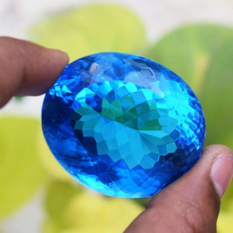Huge 374 Ct Flawless Swiss Blue Topaz Oval Cut Certified Loose Gemstone gallery