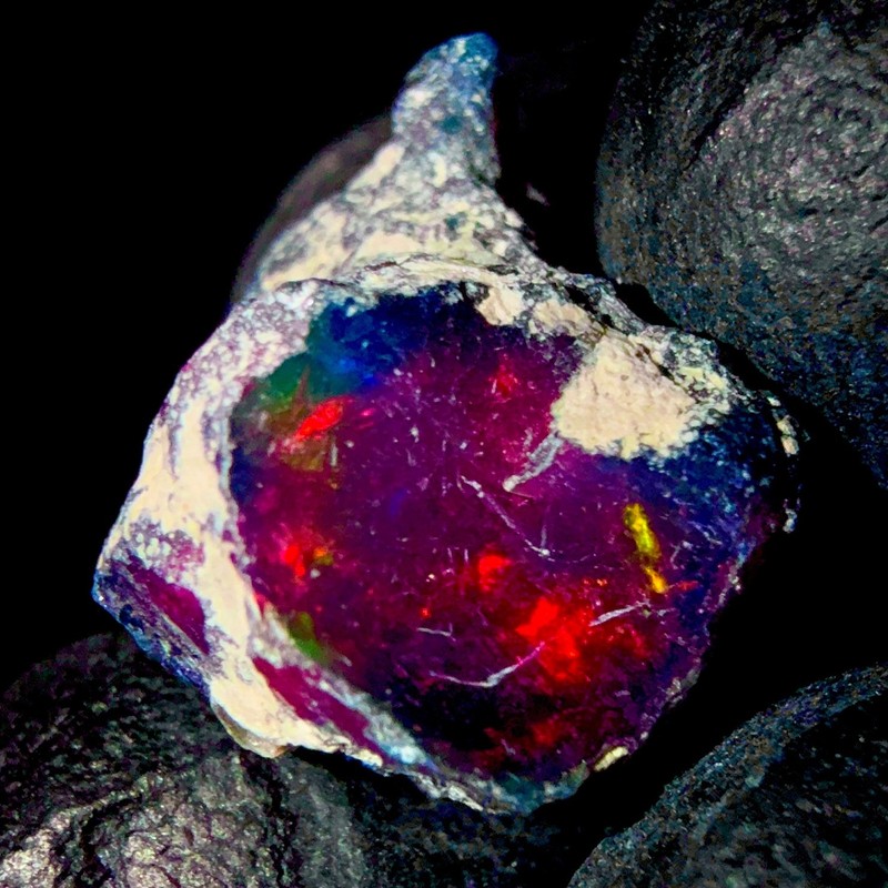 Natural Ethiopian Opal, Black Dry Opal gemstone, Fire Opal rough 5 Ct 16×10 mm