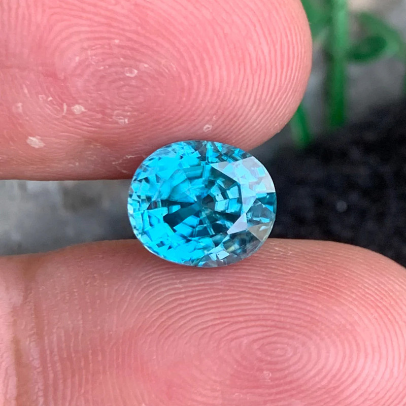 5.98 Carats Blue Zircon Oval Shape Natural Cambodian Loose Gemstone