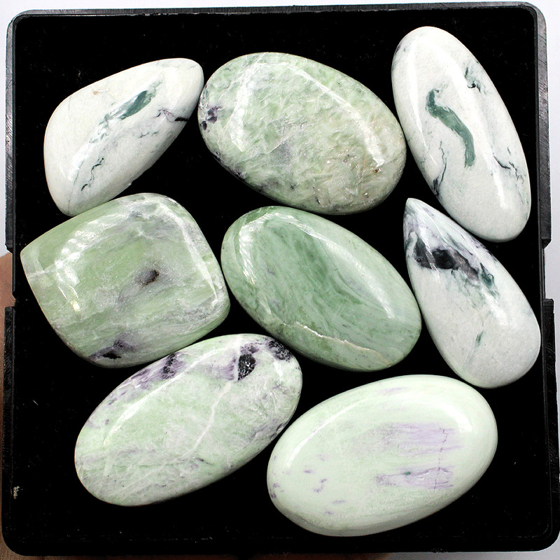 8 Pcs Natural Kammererite Top Quality 33mm-39mm Untreated Cabochon Gemstones Lot