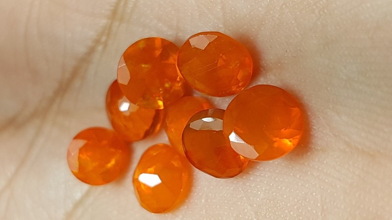 Natural Ethiopian Orange Opal Loose Gemstone Welo Fire Cut Oval,Pear,Round Shape