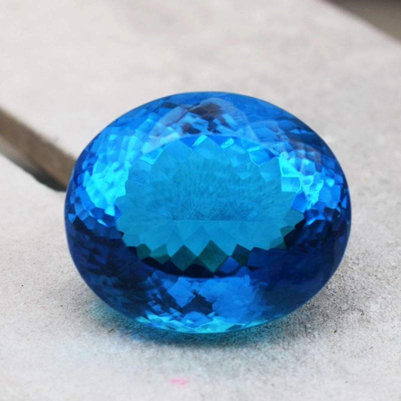 Huge 374 Ct Flawless Swiss Blue Topaz Oval Cut Certified Loose Gemstone gallery