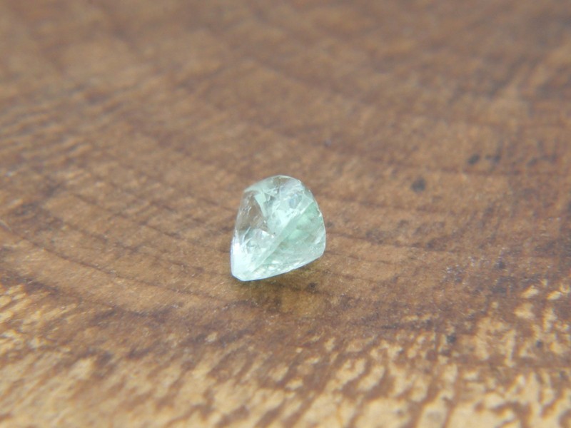 GIA Certified 0.60ct Green Triangle Paraiba Tourmaline Loose Gemstone gallery