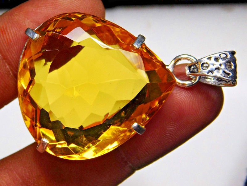 Certified 106.05 Ct Natural Yellow Topaz Pear Cut Pendant Brazilian Gemstone