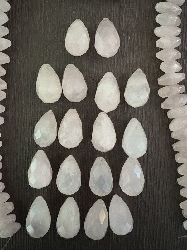 LOT Of Rose Quartz Stones Beads Faceted Briolette Chips Read Info gallery