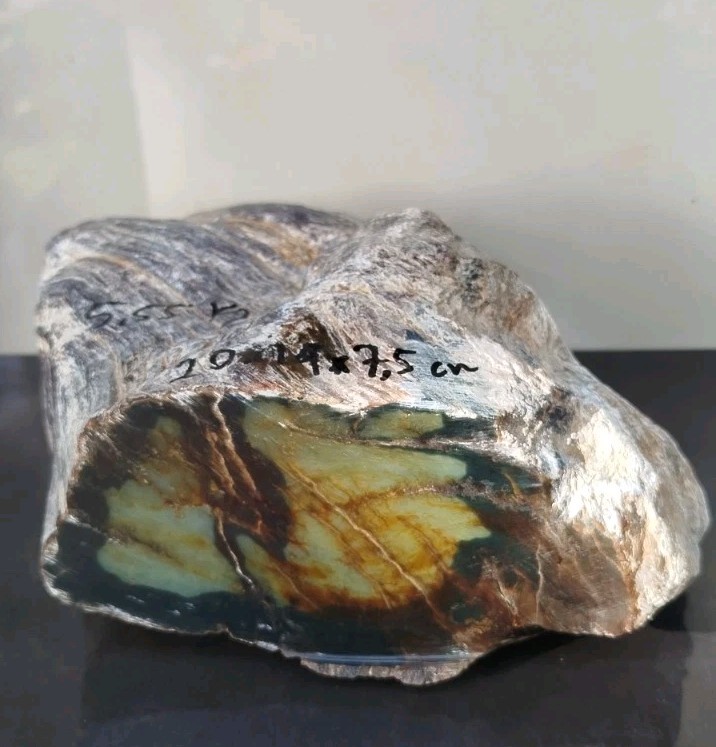 Natural Rough Nephrite Jade Stone – Raw Nephrite – Milky Jade – 5,550 Grams gallery