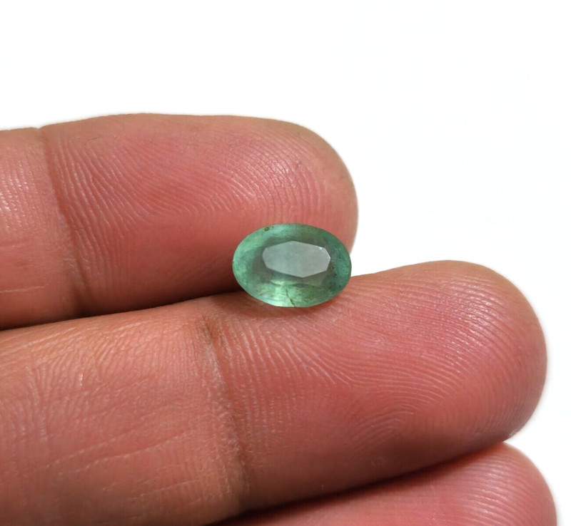 Beautiful Zambian Green Emerald 2.10 Crt Faceted Oval Cut Shape Loose Gemstone