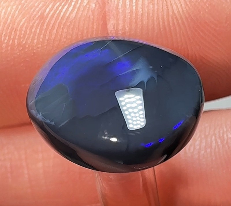 Natural Solid Australian Lightning Ridge Black Opal 8.95 ct, Gemstone gallery
