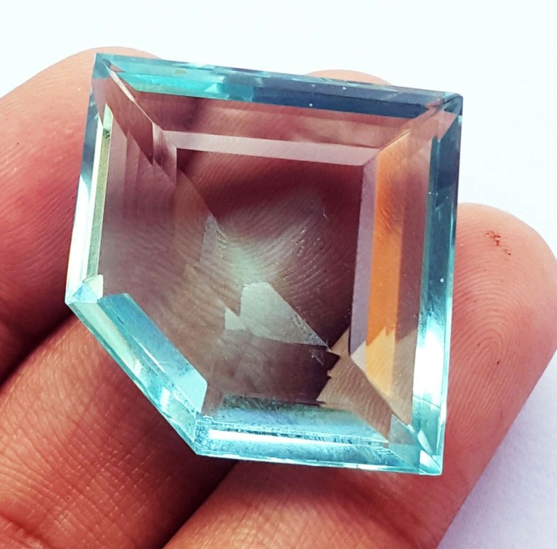 Loose Gemstone Brazilian Aquamarine 65 to 70 Cts Certified RK154