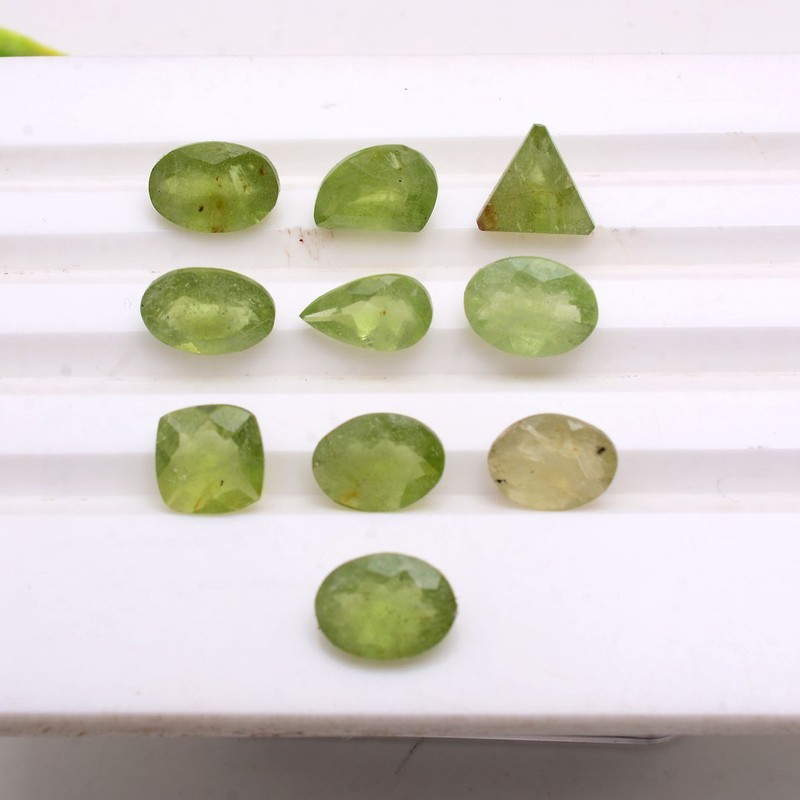 10 Pcs Peridot Natural Untreated 7mm-9mm Mix Cut Sparkling Loose Gemstones Lot