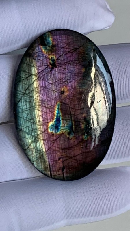 85carats Beautiful Multi Purple Colour Labradorite Oval Shape 46×31×6mm Size
