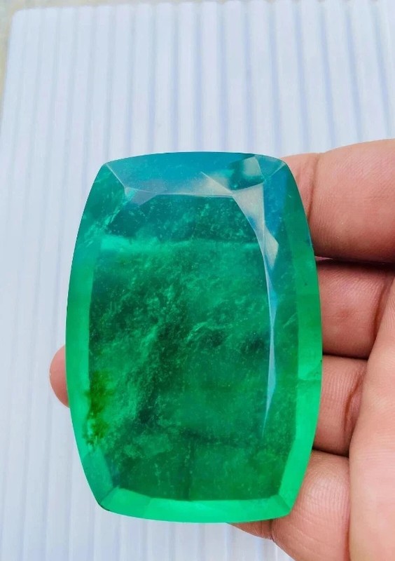 200 Ct Natural Colombian Loose Green Emerald Certified Gemstone Cushion Cut