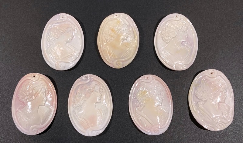 RARE Signed M+M Scognamiglio Italy Hand Carved 80mm Conch Shell Cameo Lot of 7
