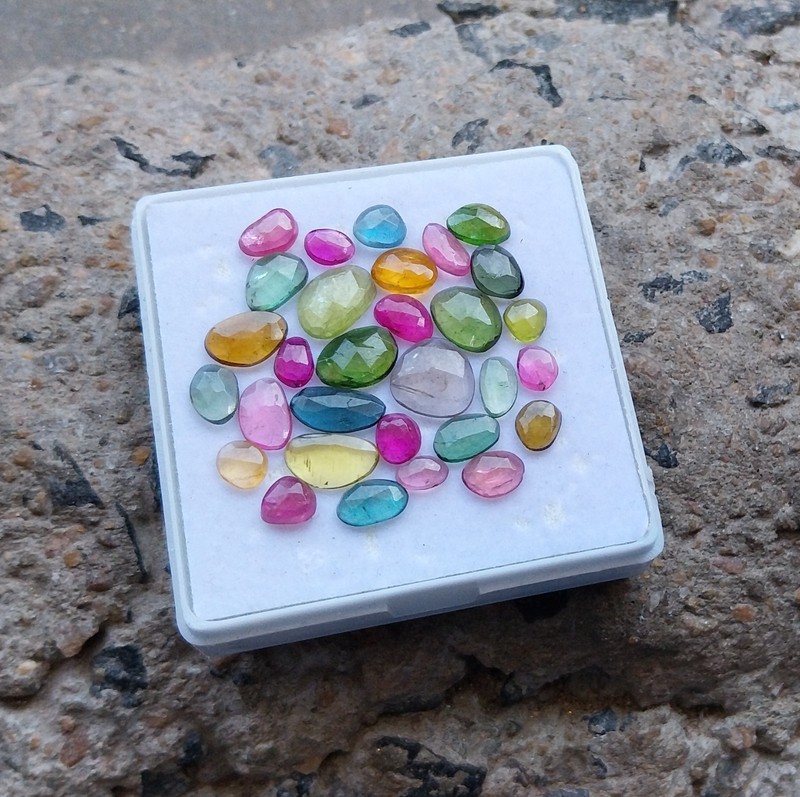 17 Ct 3.5×5 to 6.5×9.5 MM Natural Multi Color Tourmaline Rose Cut 30 Piece Lot