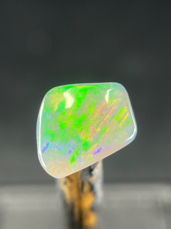 Australian Opal - Lightning Ridge - 0.9C - Natural - Solid Light N9 Opal - #093 gallery