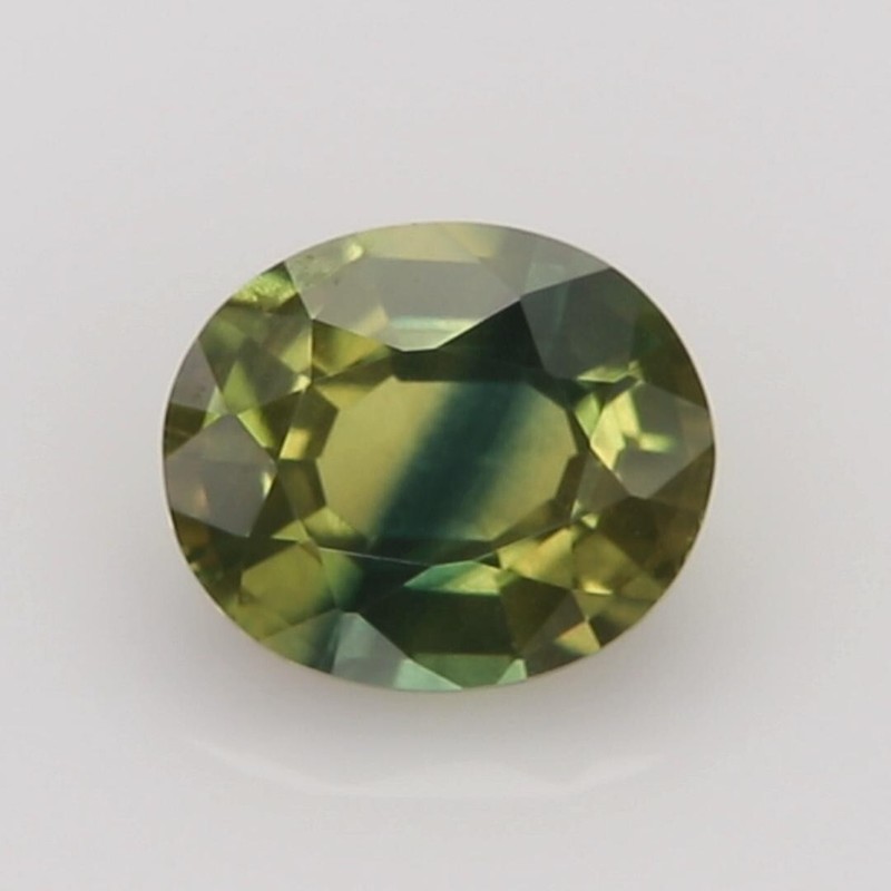 0.67 carat – Yellow To Blue Green Natural Bi-Color Sapphire 250126-7