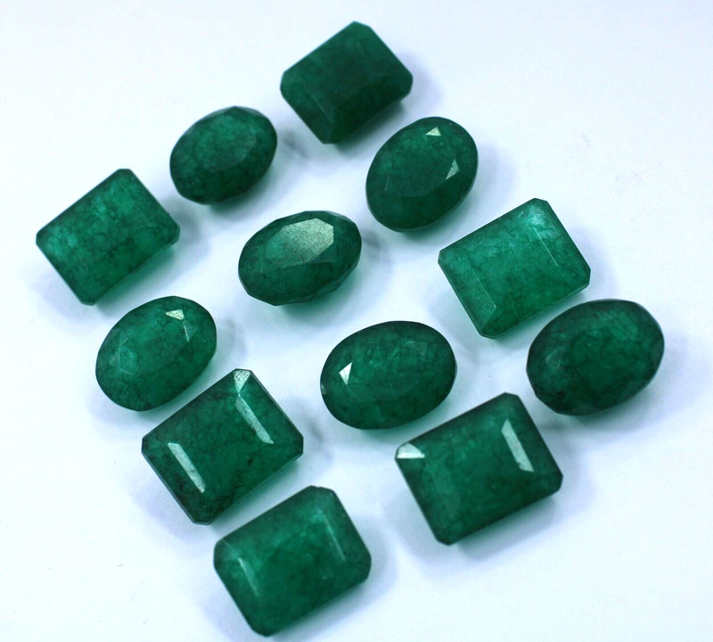 Natural 110 Ct Lot Certified Colombian Green Emerald Oval Mix Cut Loose Gemstone