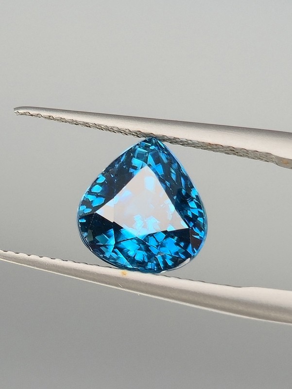 5.71 Carat Cambodian Blue Zircon Rich Deep Blue Rare Deep Colour Clean Hand Cut✨