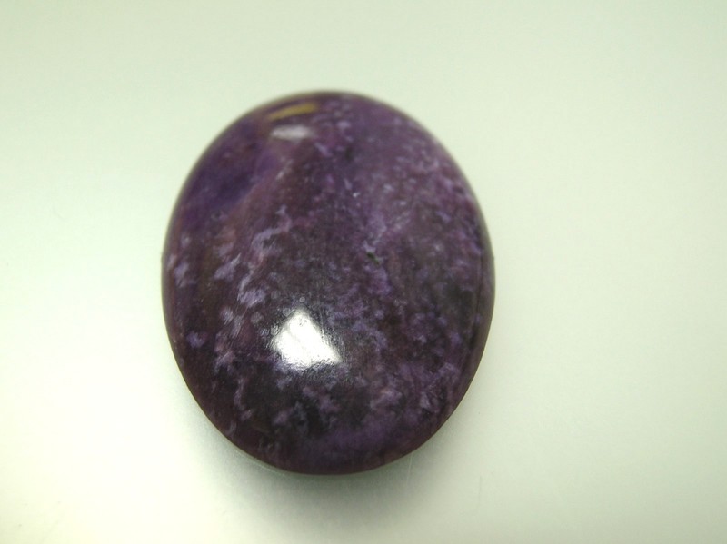 22 ct. Charoite oval Cabochon loose stone 21.7 x 29.2 mm x 4.8 mm top quality