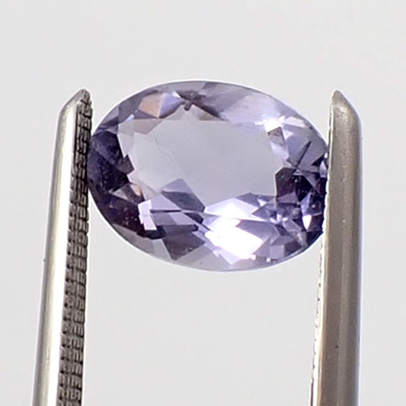 0.91 Carat Oval 8×6 mm Mauve Colour Natural Iolite – Water Sapphire Gemstone