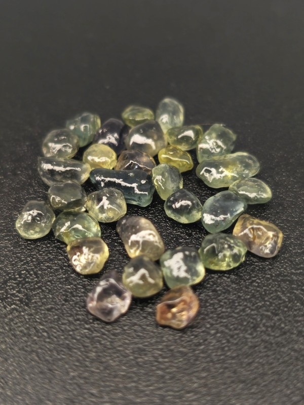 Sapphire Rough Exceptional Clarity untreated mixed colors 20.35 carat parcel