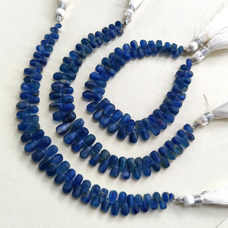 Natural Kyanite Gemstone 6×4 to 9×5 mm Unpolished Drop Shape Beads 7″ Strand