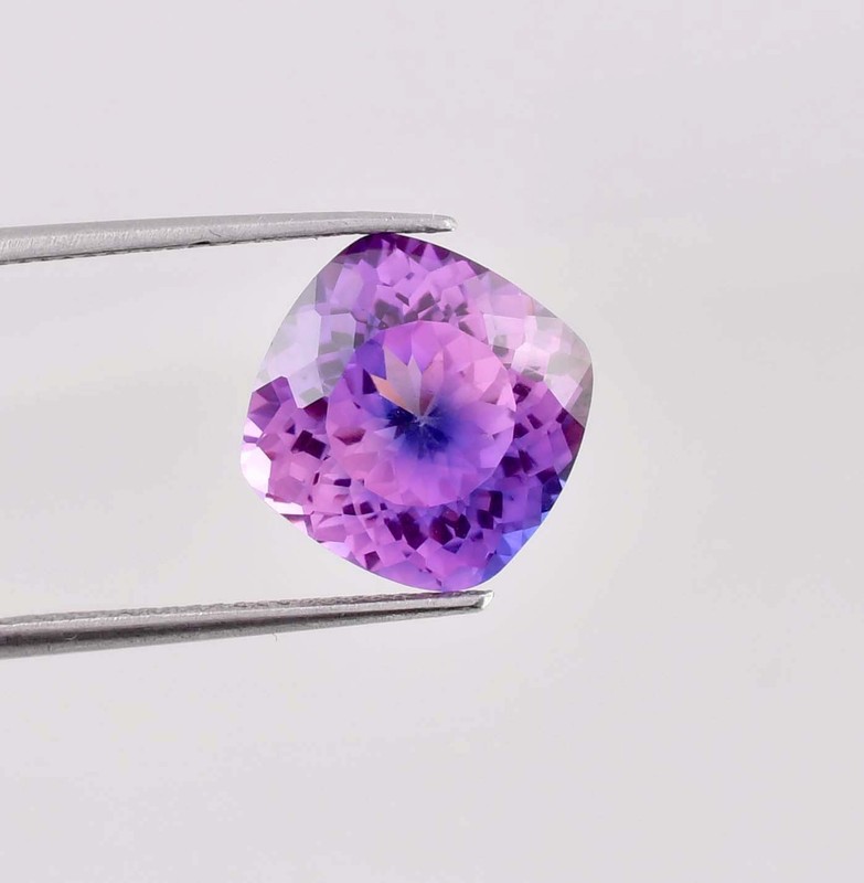 Flawless 10 x 10 MM Natural Java Plum Sapphire Loose Gemstone (GIT Certified)