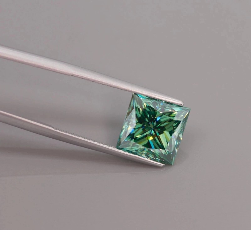 2 Ct Lab Grown Green Color Diamond Princess Cut VVS1 D Grade Certified Stone