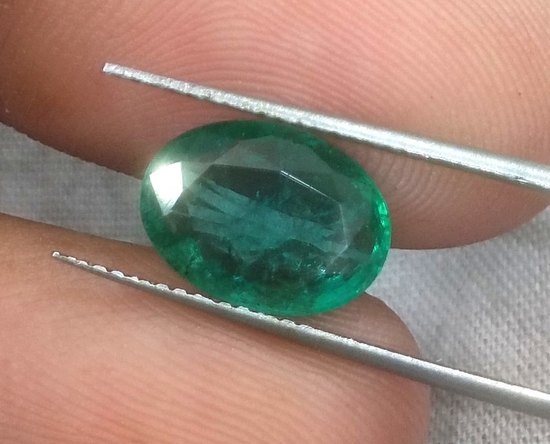 GSI certified 2.41ct Deep Green Zambian Emerald Minor Oiled Gemstone