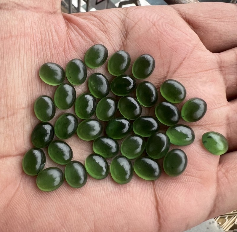 Natural Green Serpentine Oval 4×6 mm to 15×20 mm Cabochon Loose Gemstone Lot