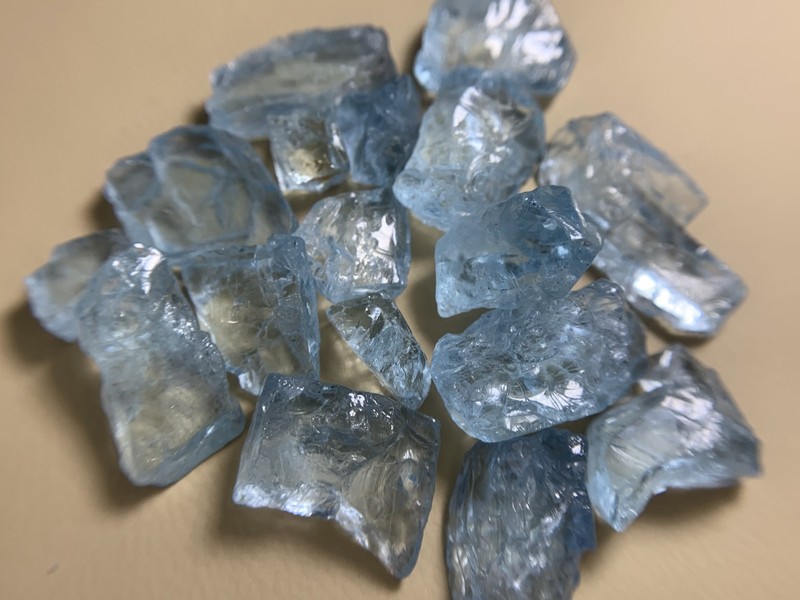 Nice Aquamarine Rough Lot 107 Cts / 21 Grams Natural Blue Colour From Mozambique