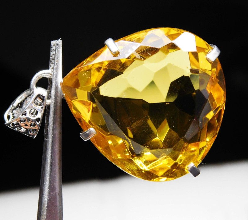 Certified 106.05 Ct Natural Yellow Topaz Pear Cut Pendant Brazilian Gemstone gallery