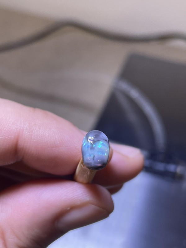 Black Opal 1.25cts Solid Australian Opal