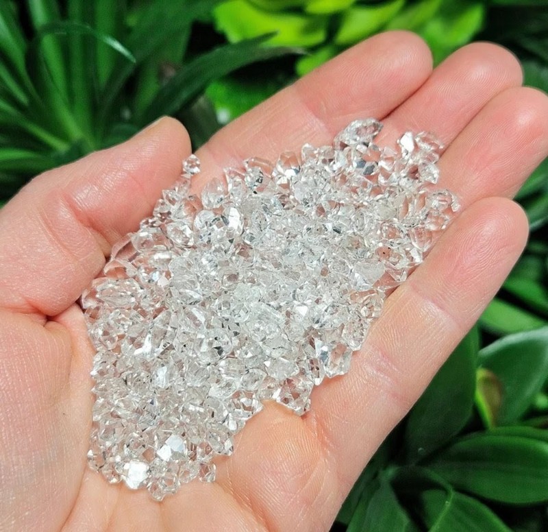 AAA+ lot of 10 Herkimer Diamond Drilled Quartz Double Terminated 4x6 - 5x7 mm gallery