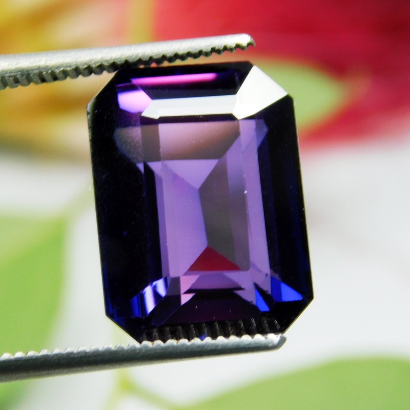 Natural 10.75 Ct Purple Blue Tanzania Tanzanite Emerald Shape Stunning Gemstone