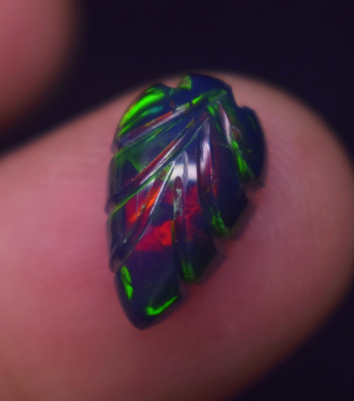2.7 Cts Natural Earth Mined Ethiopian Opal leaf Shape Carving13.4x8x6.5 mm gallery