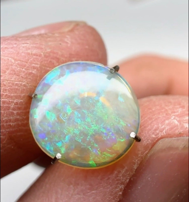 1.2ct Bright Green Crystal Opal From Lightning Ridge Australia 100% Natural.