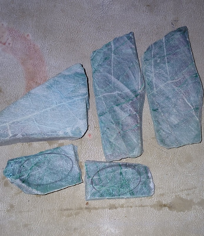 Chrysocolla In Quartz Slabs 577.35 Ct