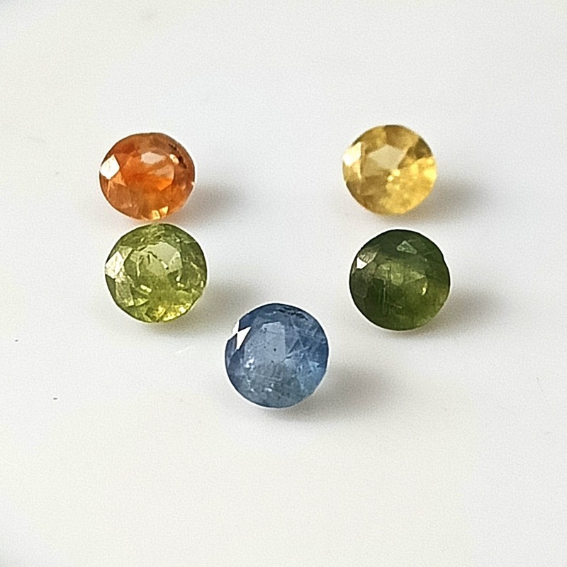 Multi Colour Sapphire 4X4 mm Round Cut Faceted Ceylon Natural Gemstone 5 Pieces