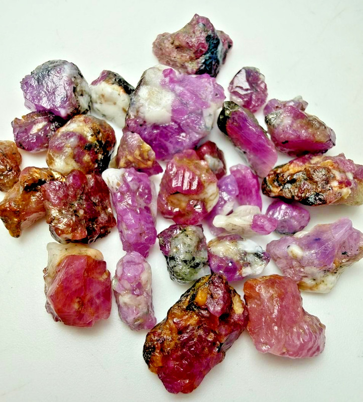 28 Carat Fluorescent Natural Ruby Crystal Specimen From Afghanistan